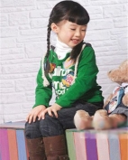 雅爱韩童装产品图片