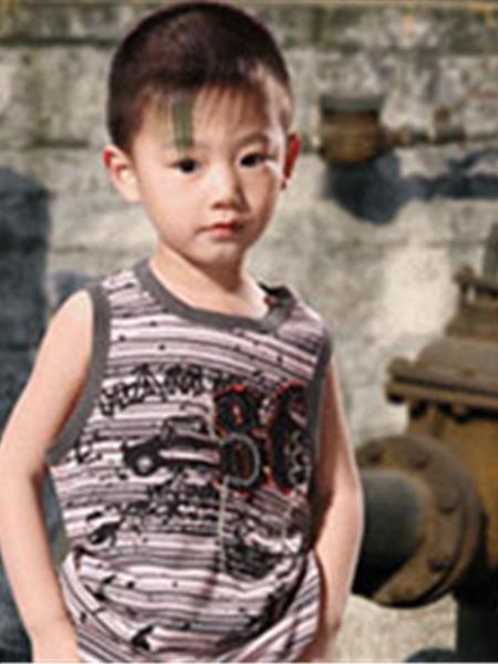 七彩威唛童装产品图片