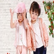 时尚童装品牌“简叶贝贝” 帮宝宝打造精彩梦幻童年