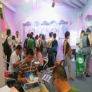 上海婴童展·牵手娃可洗棉花儿童棉衣大获成功