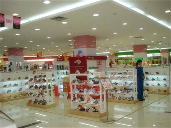 永高人童装店铺展示 永高人童装店铺展示