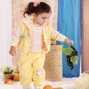 时尚童装“诺比” 用舒适保暖来度过秋天