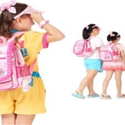 粉美儿女童饰品包包 让孩子的新年充满乐趣与甜美
