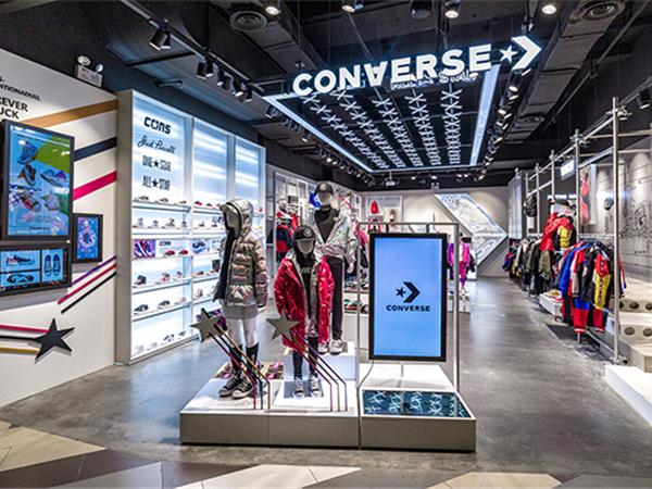 CONVERSE童装店铺展示