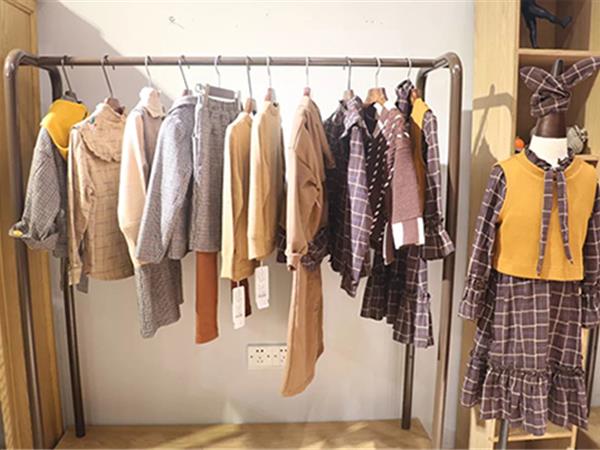 宝儿汪童装店铺展示 宝儿汪童装店铺展示