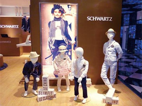 SCHWARTZ童装店铺展示