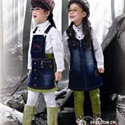 小木马童装参加2011年度畅销服装品牌关注榜主题活动了