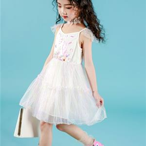 玖喆潮童童装引领孩童对潮流高品味穿着的追求玖喆潮童童装招商