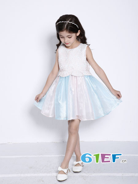 布童答案童装产品图片