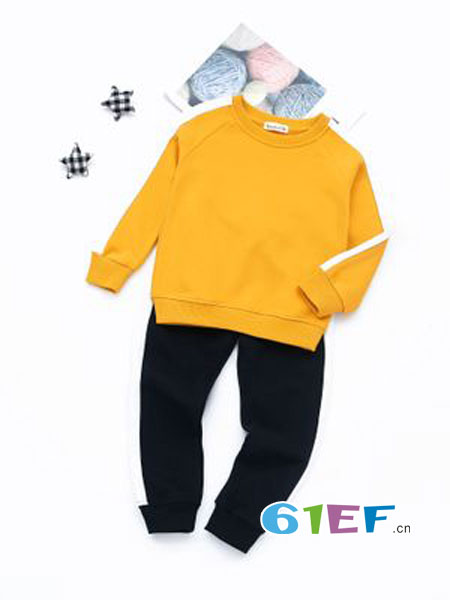 小熊故事童装产品图片